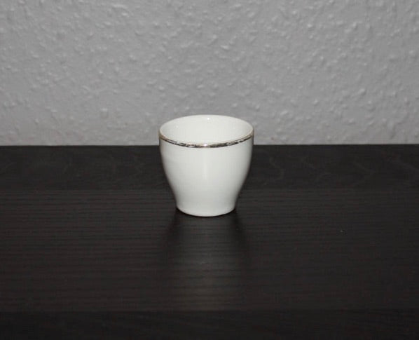 Äggkopp med guldkant från Lidköping